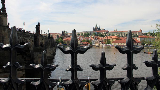 Prager Burg von der Karlsbrücke aus